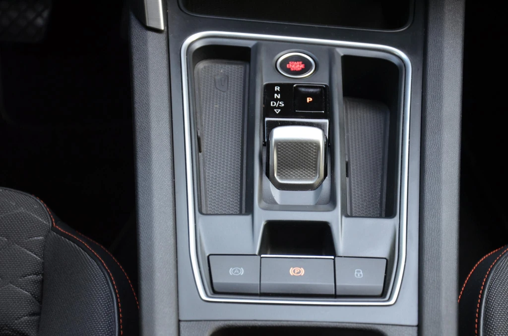 SEAT Leon – foto 32