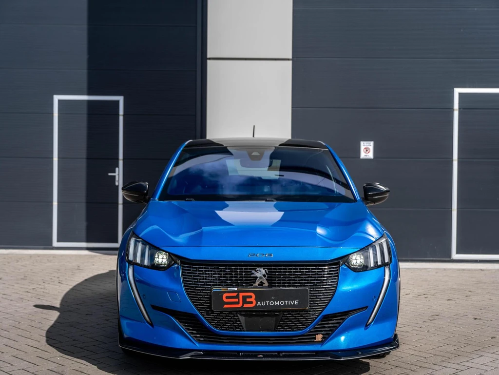 Peugeot 208 – foto 8