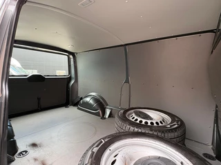 Volkswagen Transporter – thumbnail 25