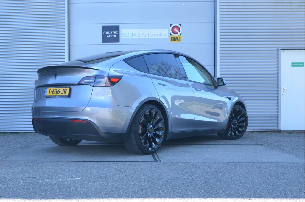 Tesla Model Y – foto 3