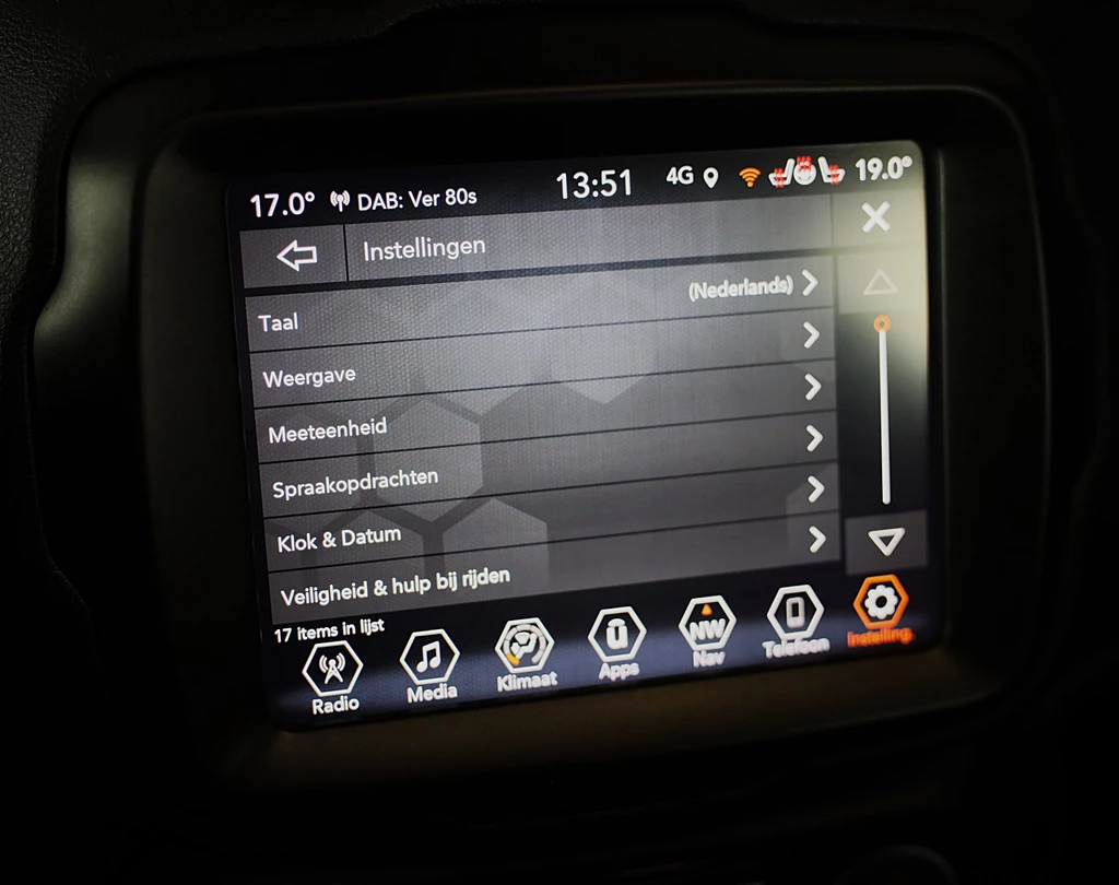 Jeep Renegade – foto 34