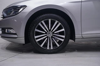 Volkswagen Passat – thumbnail 12