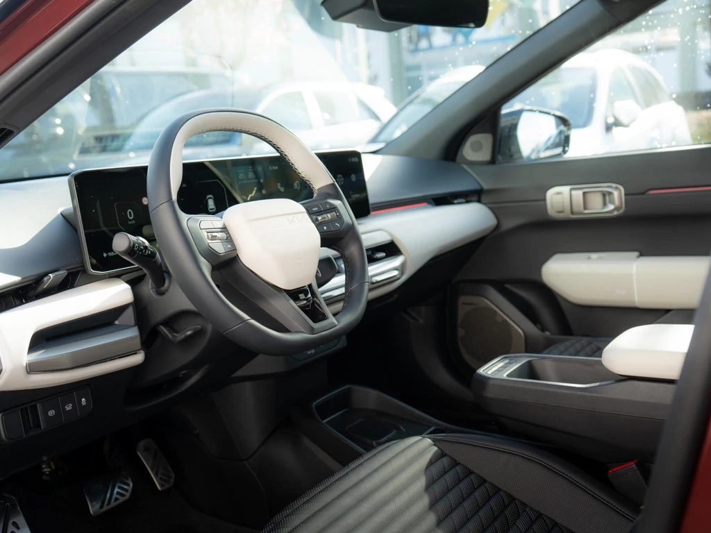 Kia EV4 – foto 12