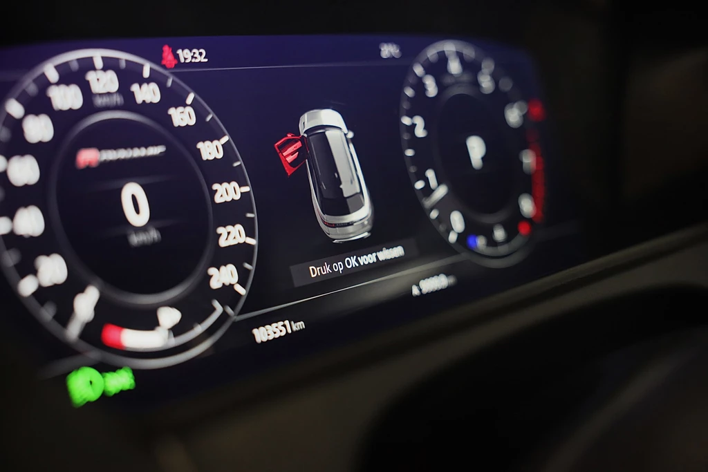 Land Rover Range Rover Velar – foto 25