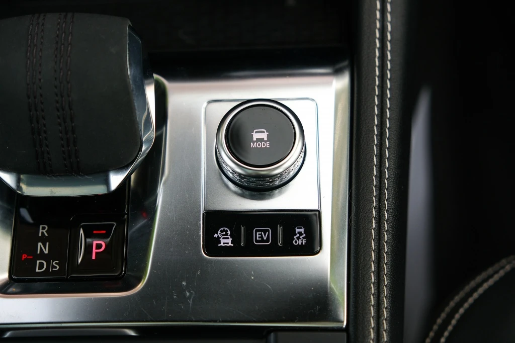 Jaguar F-PACE – foto 49