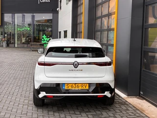 Renault Megane E-Tech – thumbnail 6