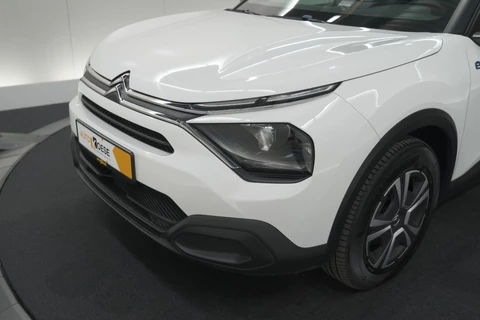 Citroen Ë-C4 Live 50 kWh | 11 KW lader | 93,1% SOH | Apple Carplay | Parkeersensoren | LED
