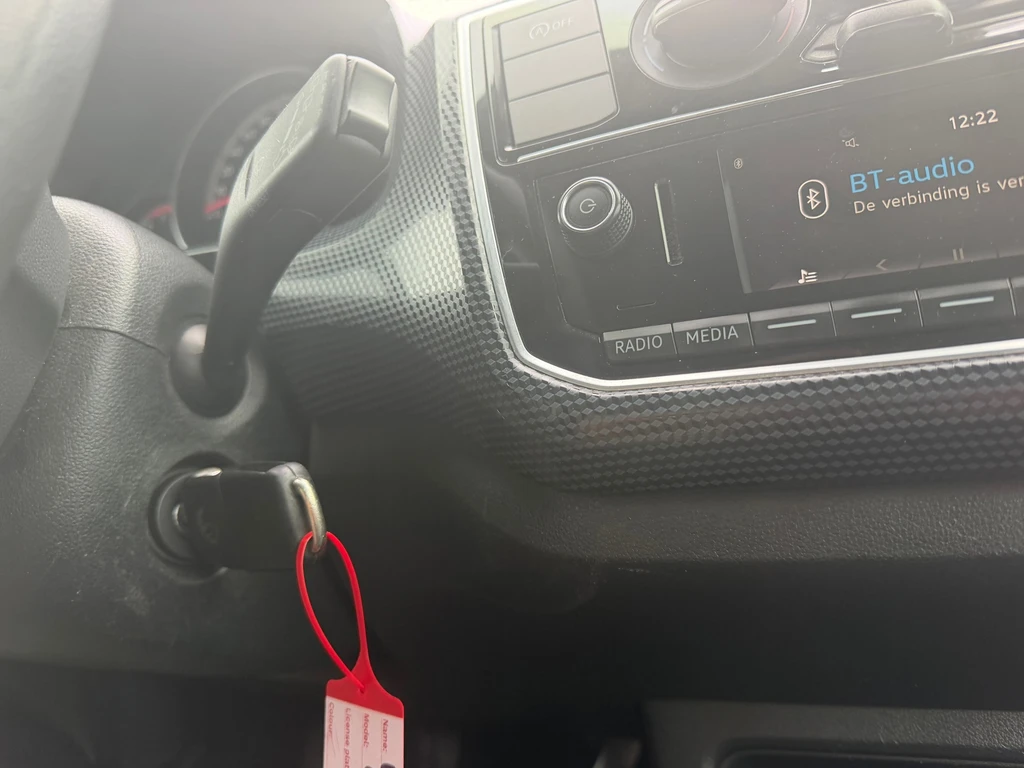 Volkswagen up! – foto 21