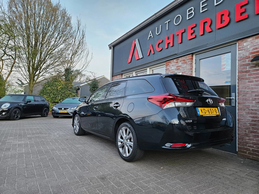 Toyota Auris – foto 3