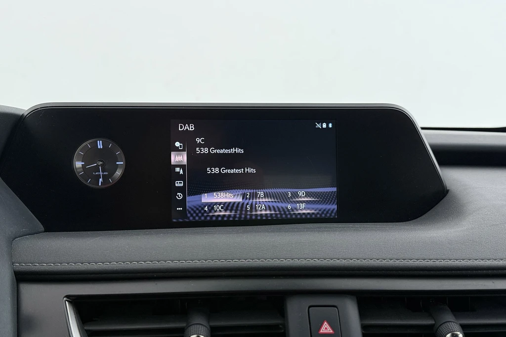 Lexus UX – foto 28