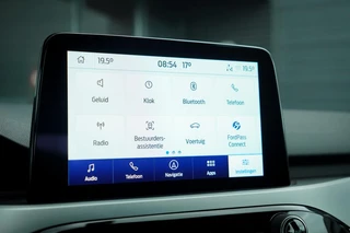 Ford Kuga – thumbnail 47