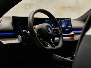 BMW M5 – thumbnail 23