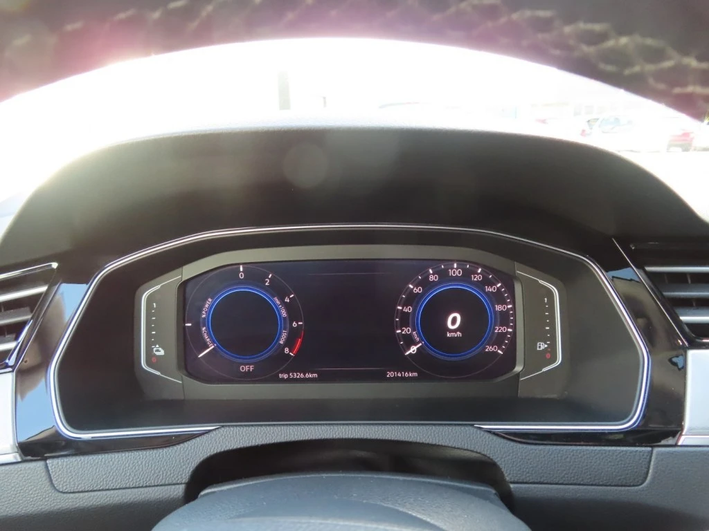 Volkswagen Passat – foto 24