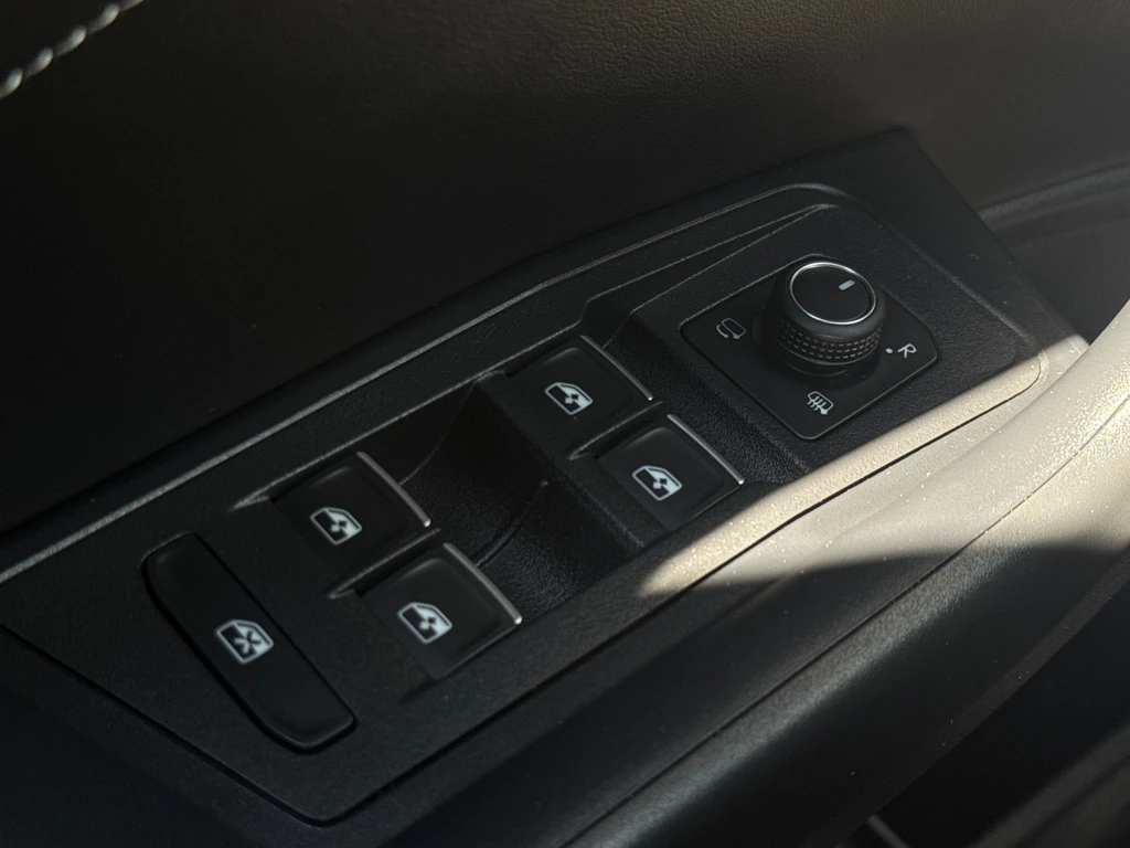 Volkswagen T-Roc – foto 16