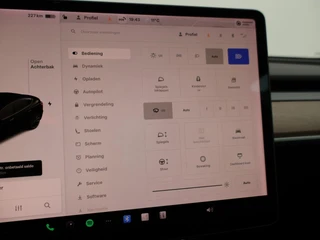 Tesla Model 3 – thumbnail 32