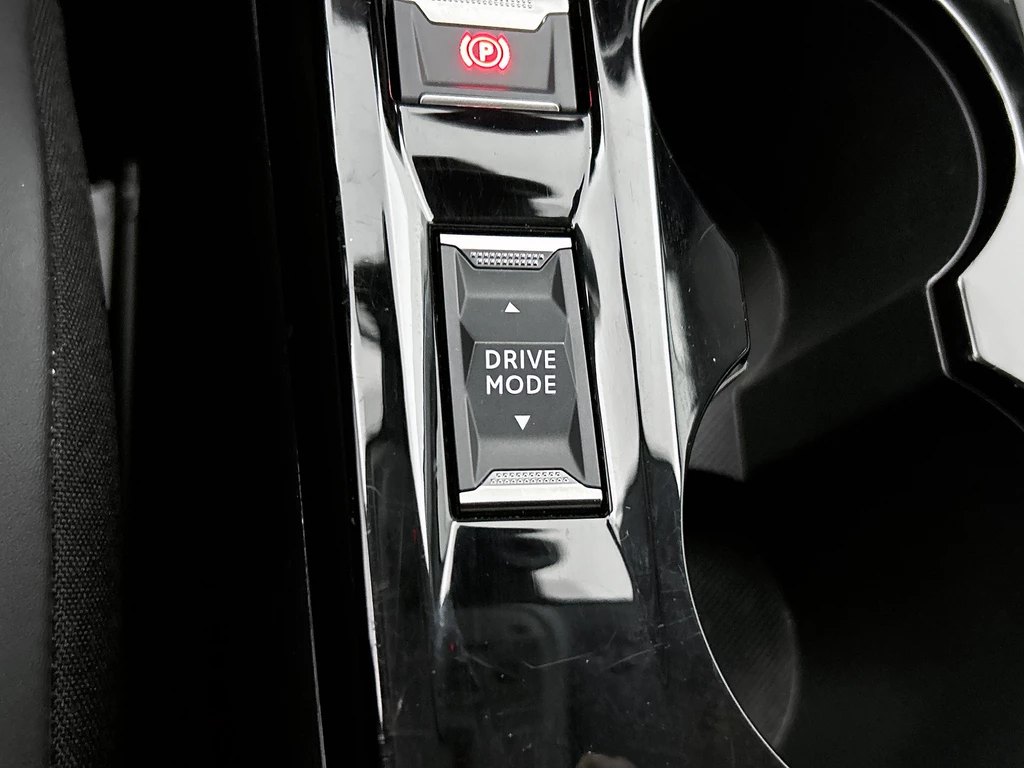 Peugeot 208 – foto 8