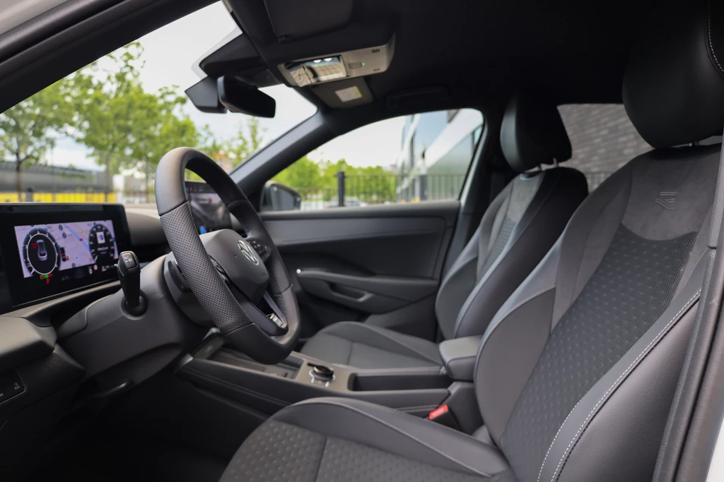Volkswagen T-Roc – foto 15