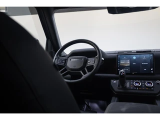 Land Rover Defender – thumbnail 15