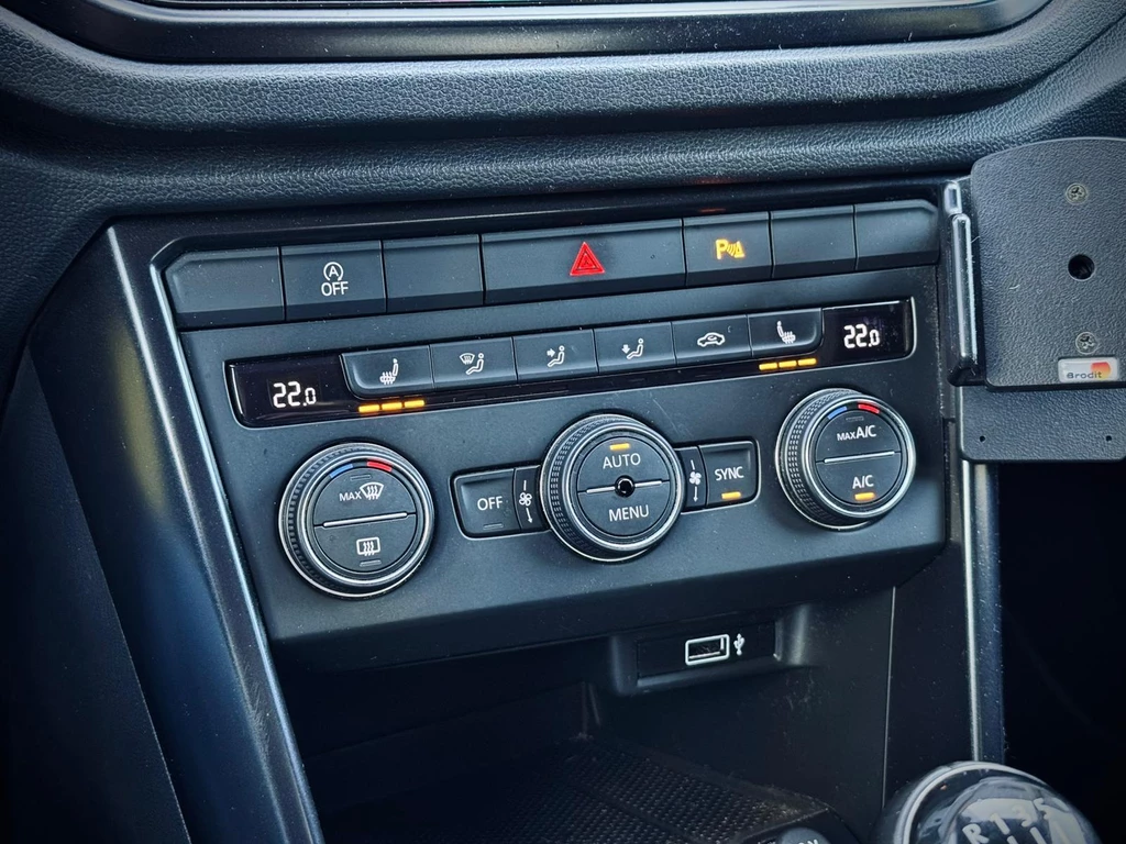 Volkswagen T-Roc – foto 16