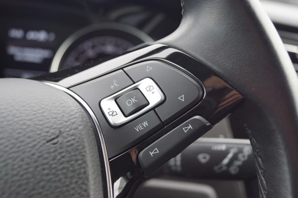 Volkswagen Touran – foto 48