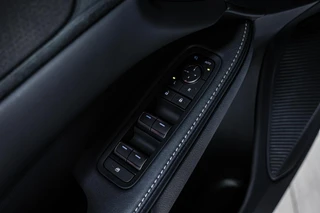 Lexus RX – thumbnail 33