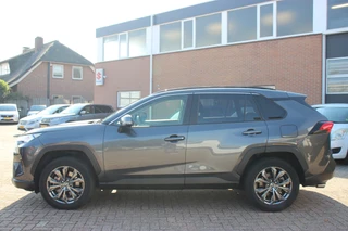 Toyota RAV4 – thumbnail 2