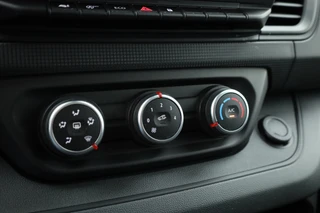 Renault Trafic – thumbnail 30