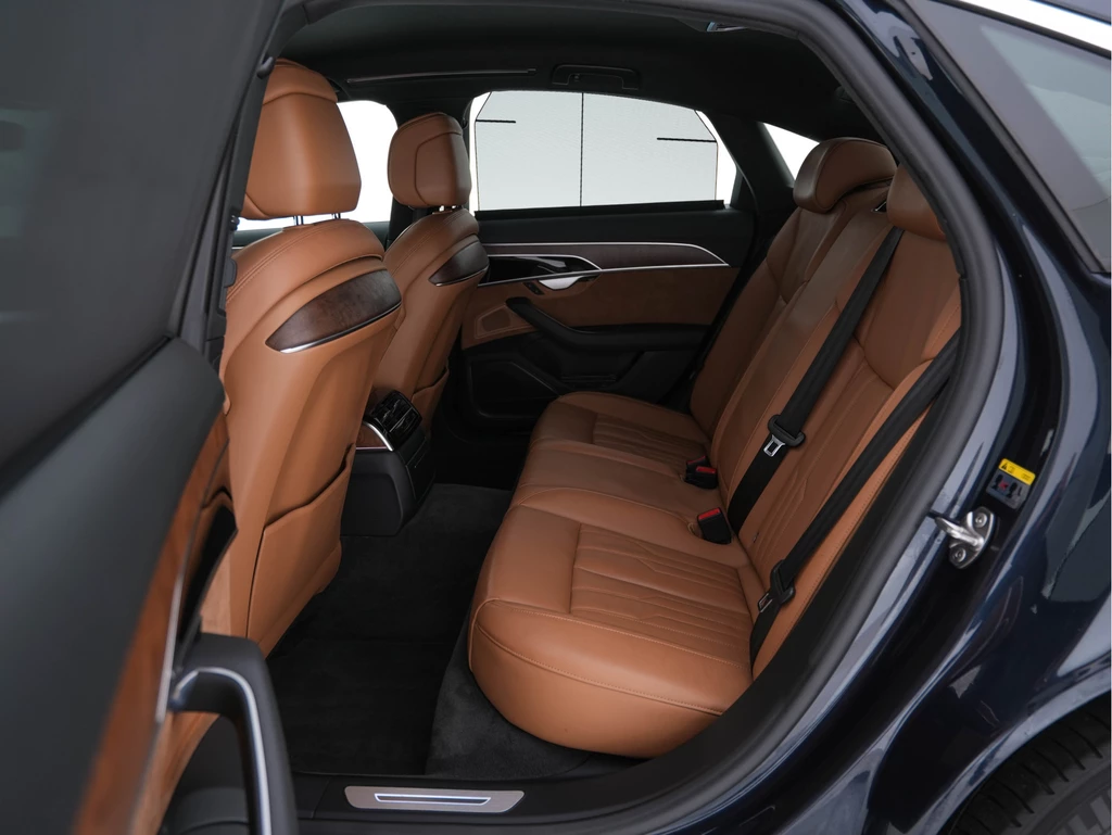 Audi A8 – foto 9