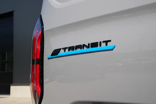 Ford E-Transit Custom – thumbnail 11