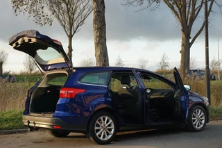 Ford Focus – thumbnail 4