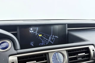 Lexus IS – thumbnail 30