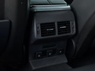 Land Rover Range Rover Velar – thumbnail 39