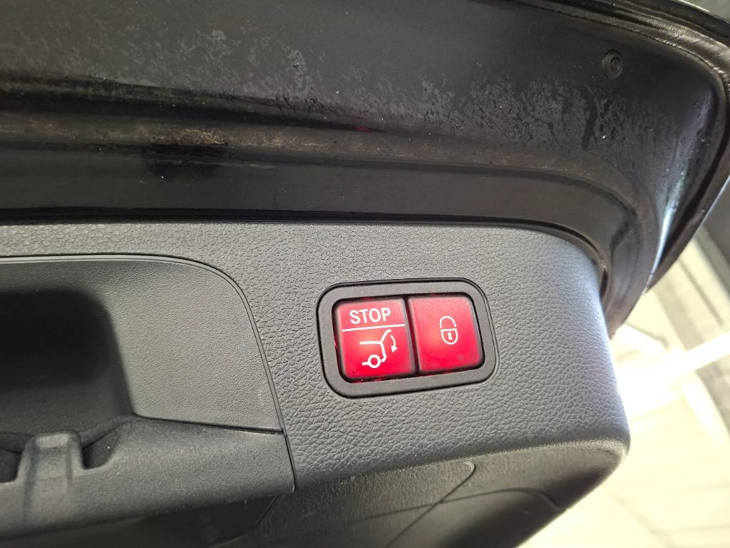 Mercedes-Benz EQC – foto 22