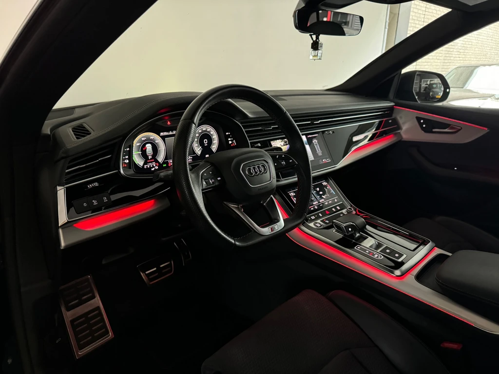 Audi Q8 – foto 11