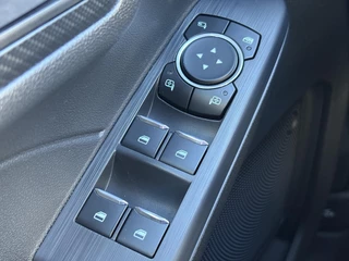 Ford Kuga – thumbnail 19