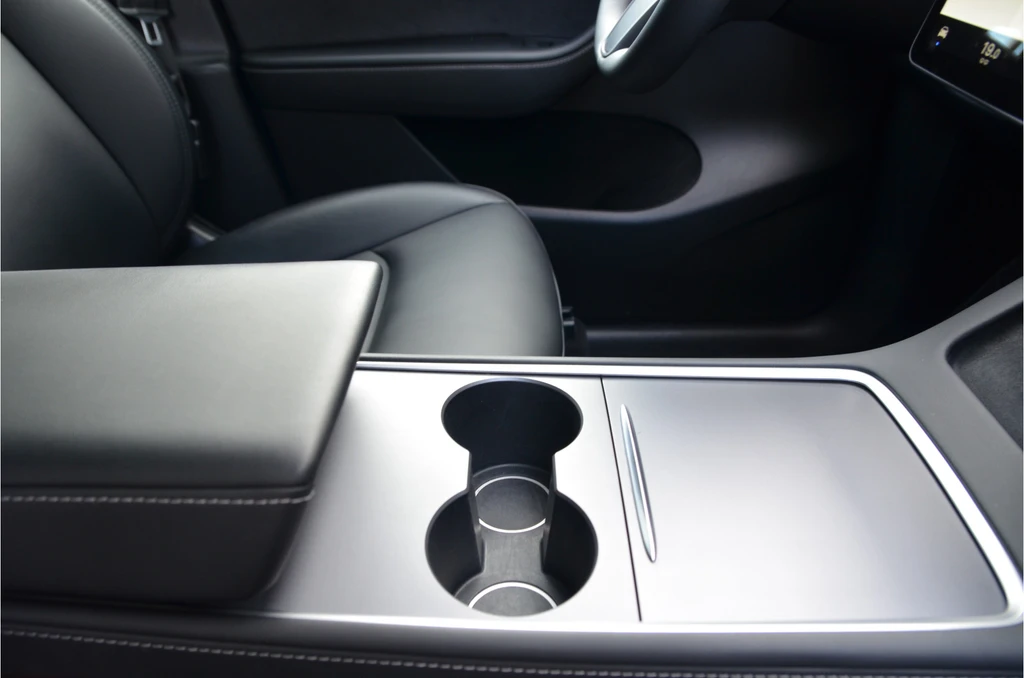 Tesla Model Y – foto 9