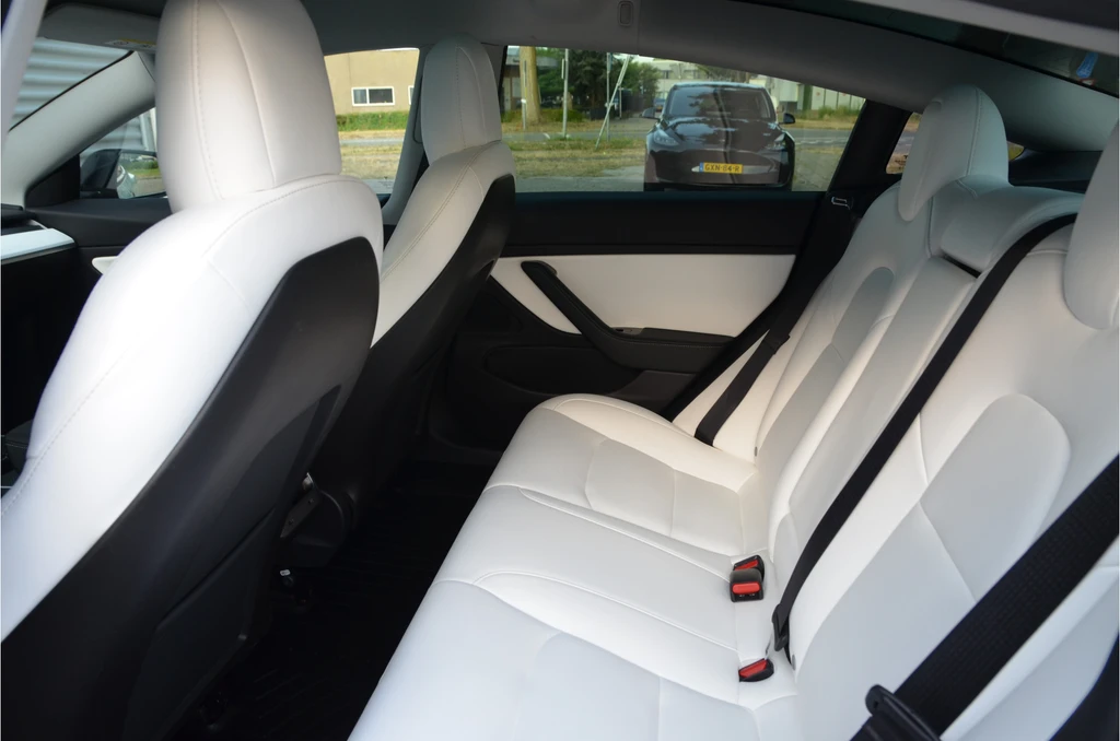 Tesla Model 3 – foto 13