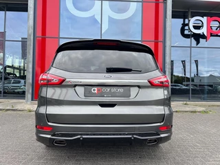 Ford S-Max – thumbnail 3