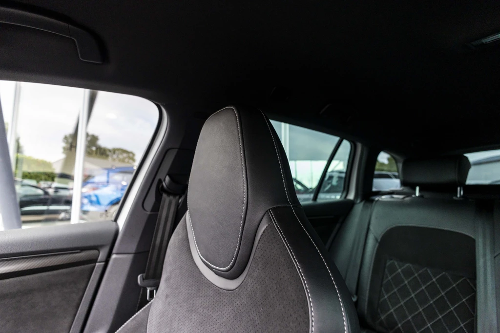 Škoda Superb – foto 15