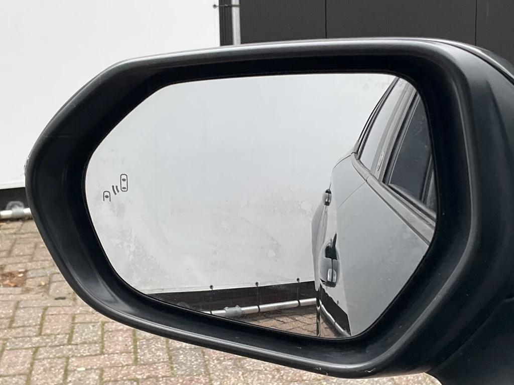 Toyota Corolla Touring Sports – foto 28