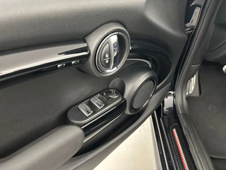MINI Cooper Cabrio – thumbnail 10