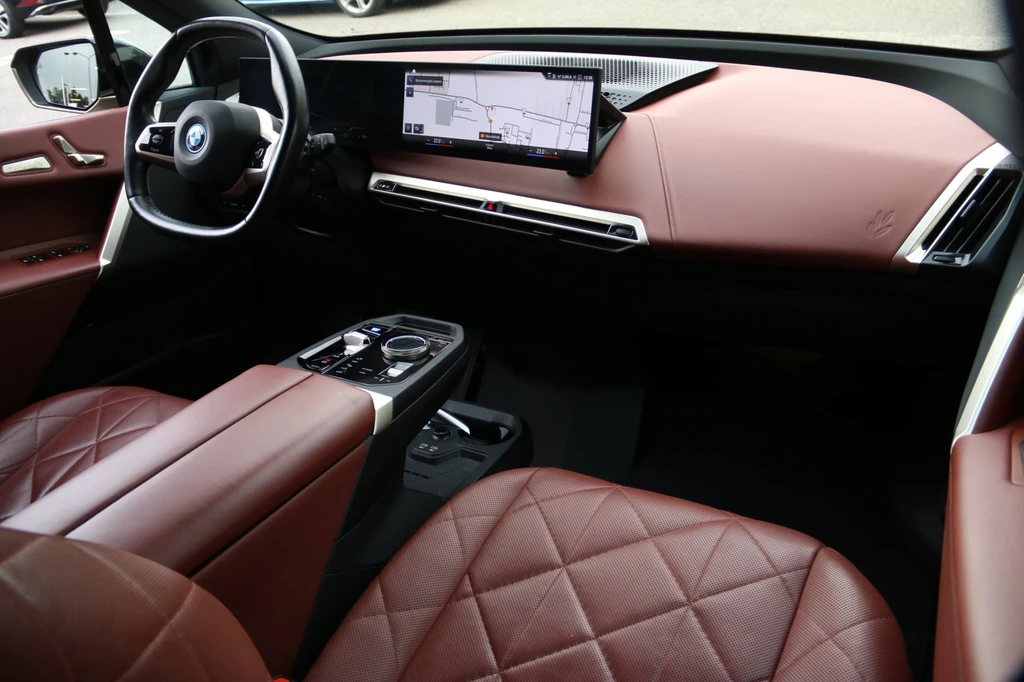 BMW iX – foto 17