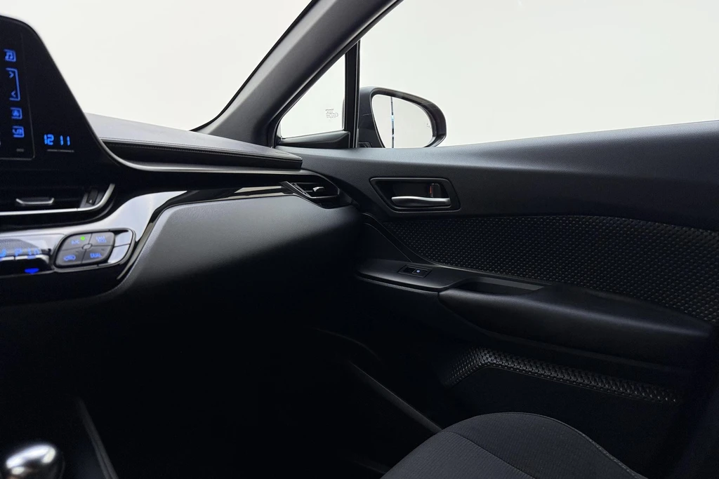 Toyota C-HR – foto 28