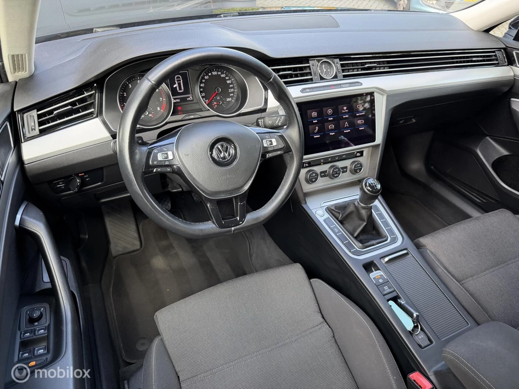 Volkswagen Passat – foto 44