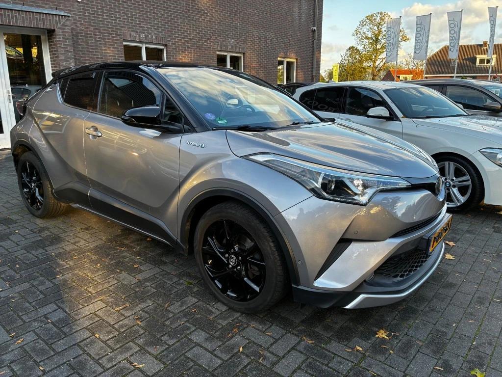 Toyota C-HR – foto 8