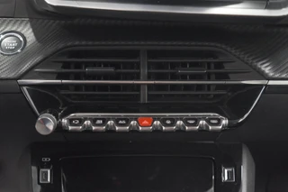 Peugeot 208 – thumbnail 35