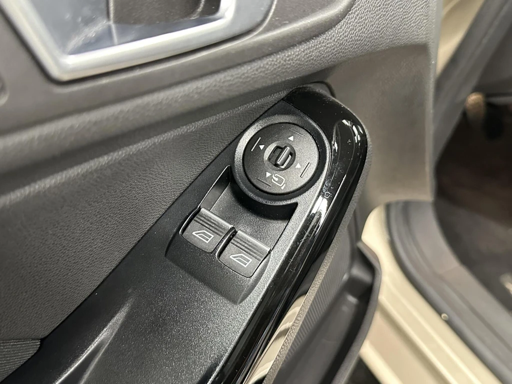 Ford Fiesta – foto 16
