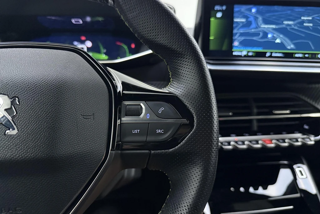Peugeot 208 – foto 18