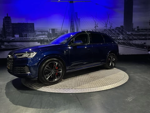 Audi Q7 55 TFSI e quattro Pro Line Plus *Luchtvering*HUD*ACC*Pano*