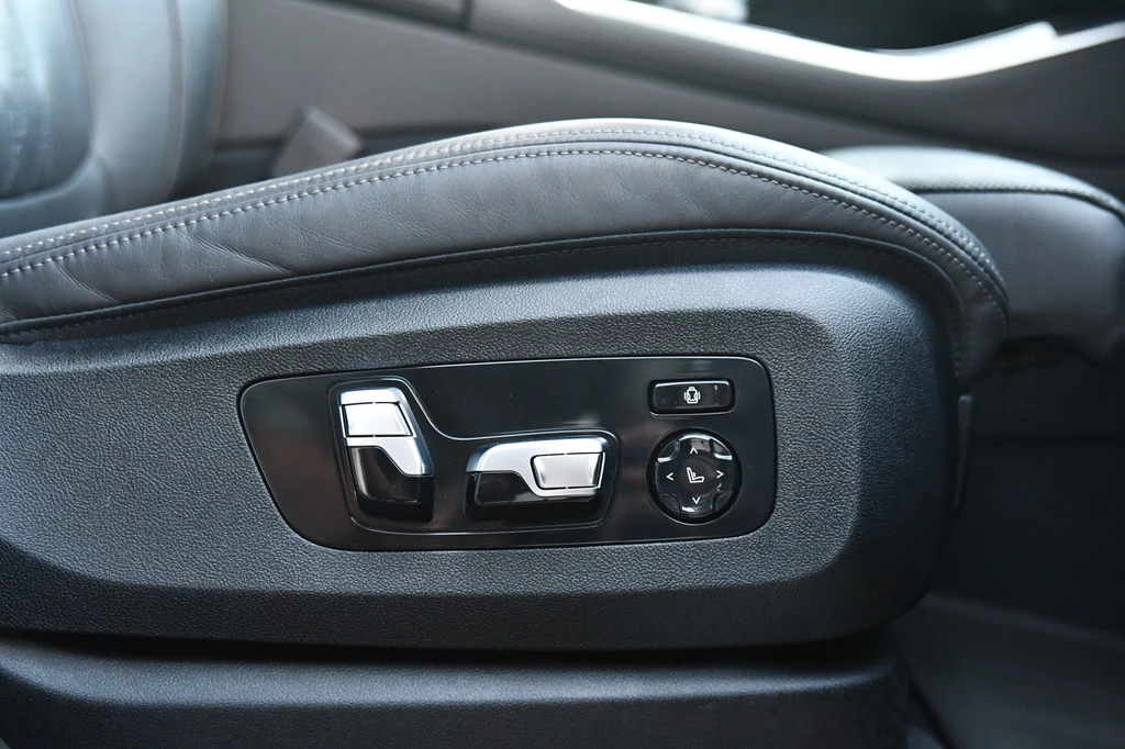 BMW X5 – foto 33